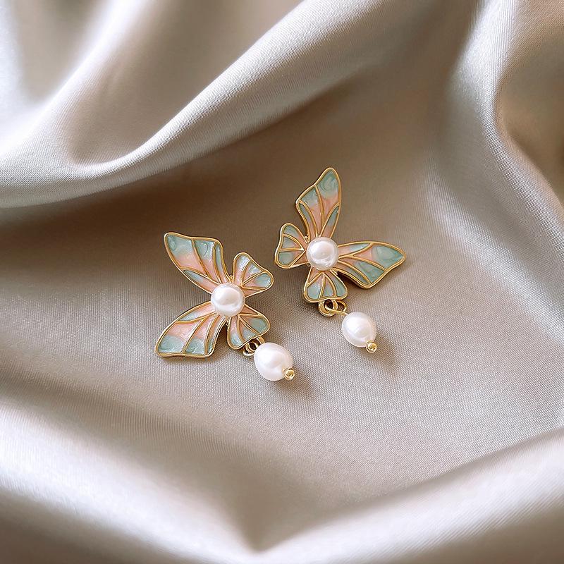 Elegant Chinese Butterfly & Freshwater Pearl Enamel Stud Earrings