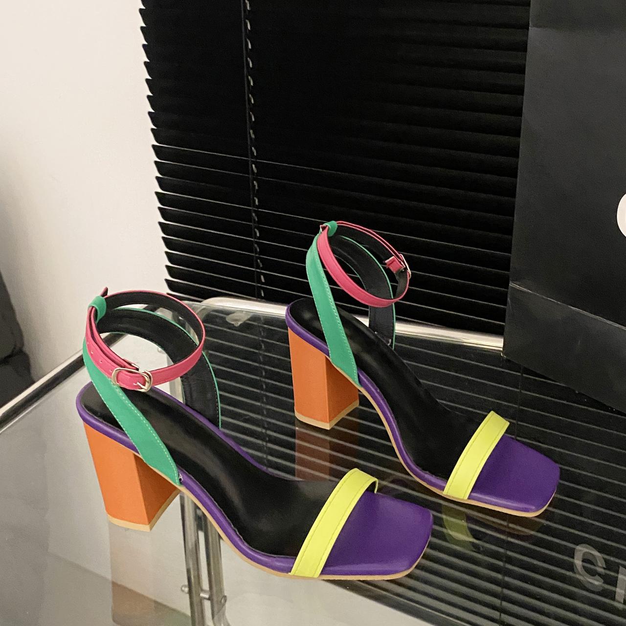 

Лето 2024, женские модные женские босоножки на массивном каблуке, удобные модные женские сандалии на высоком каблуке одинакового цвета 38