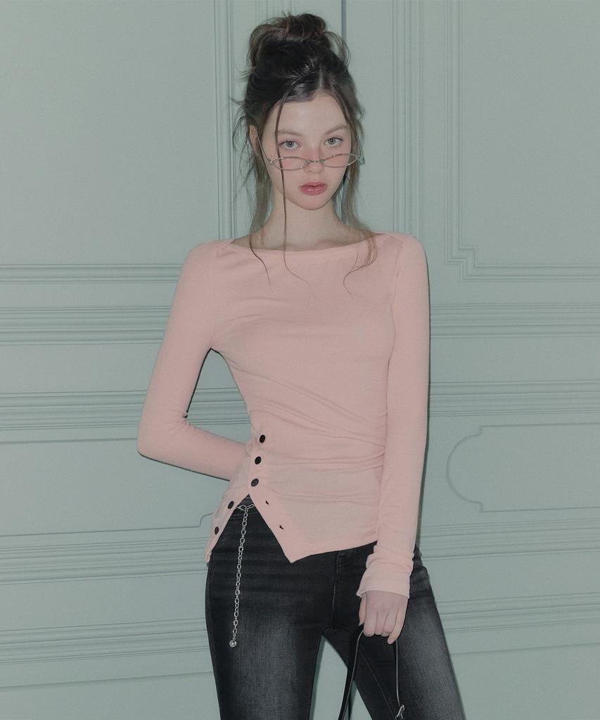 Teuwi Decol Asymmetrical Slit Boat Neck Long Sleeve T-Shirt