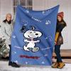 Warm blanket, Snoopy cartoon pattern, comfortable nap blanket, soft and skin-friendly, a great gift for friends and family.