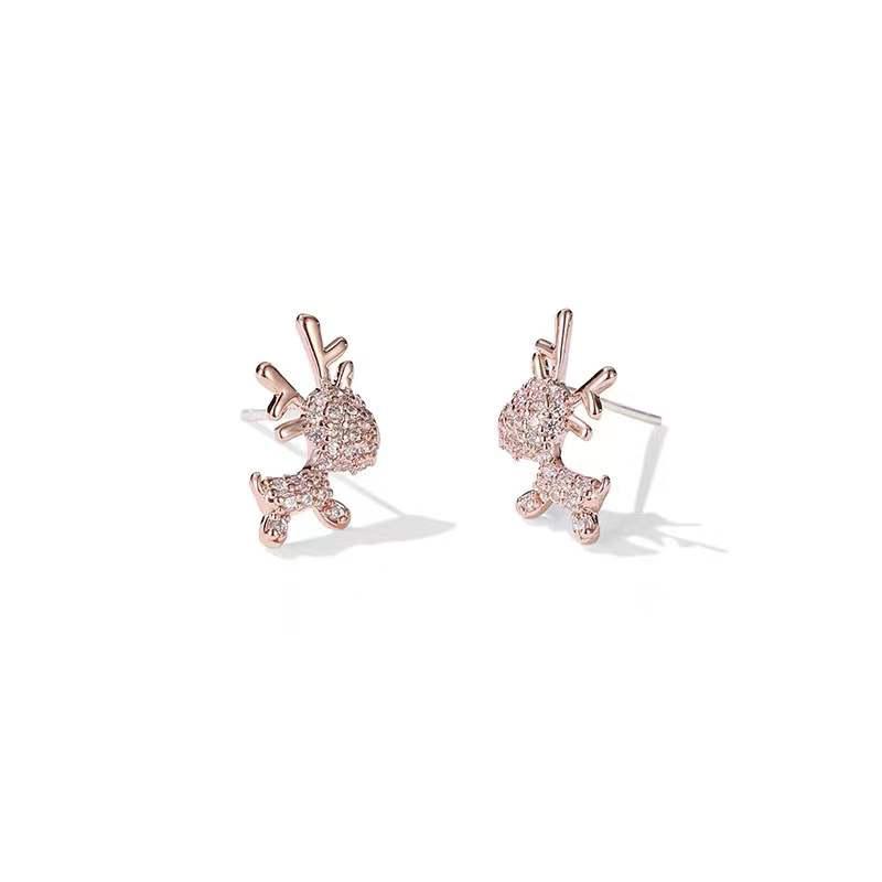 Luxury Reindeer Earrings: Trendy 2021 Clip-ons for Women, No Piercing Needed