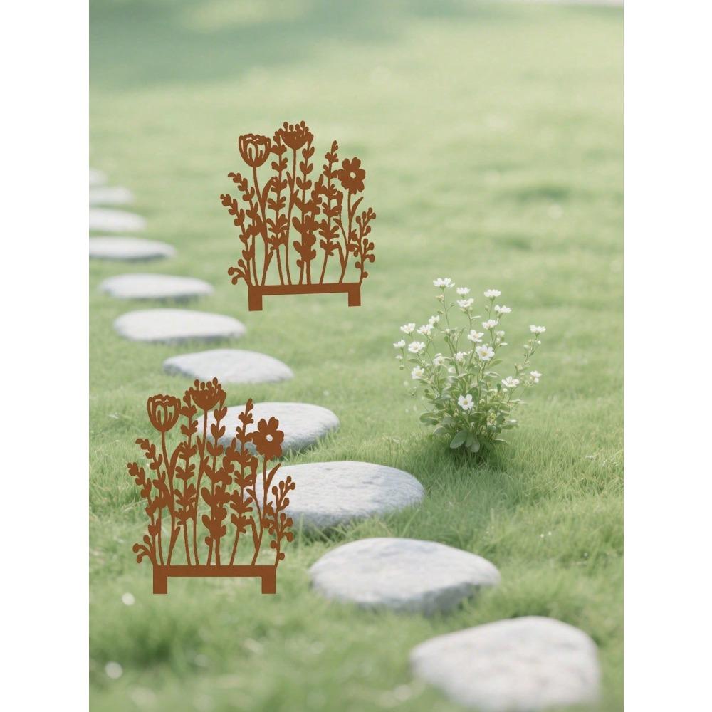 Wrought Iron Garden Stakes Metal Yard Art Outdoor Decor Lawn Flower Bed Plant Stakes Rustic Weatherproof Landscape Decoration for Patio Modern Home
