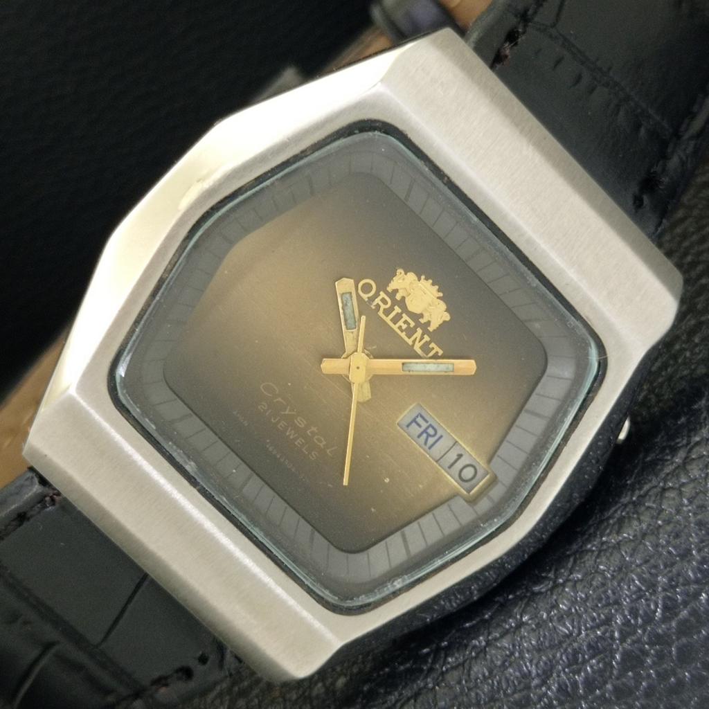 

AUTOMATIC VINTAGE ORIENT CRYSTAL 46941 JAPAN MENS ORIGINAL DIAL WATCH a703594-1 R213d-a703594