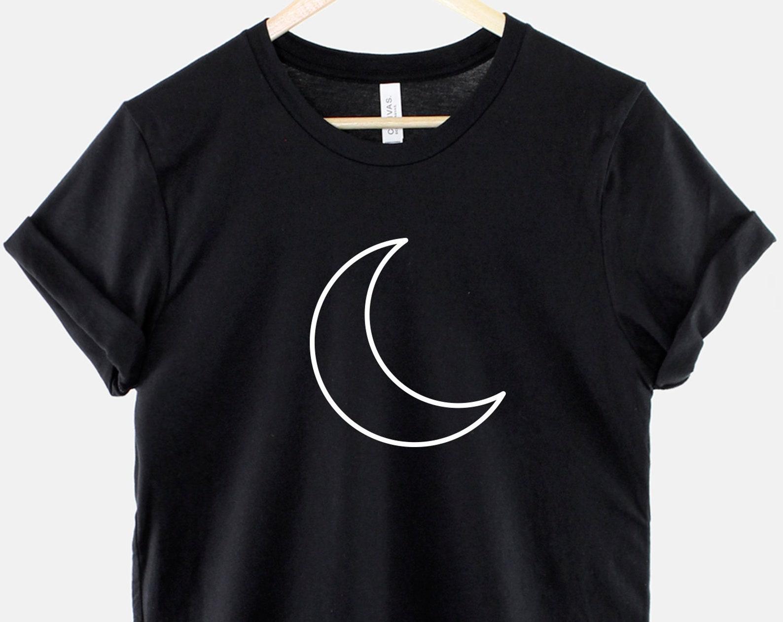 Crescent Moon Goth T-Shirt, Celestial Lunar Design, 100% Cotton (Unisex) XL