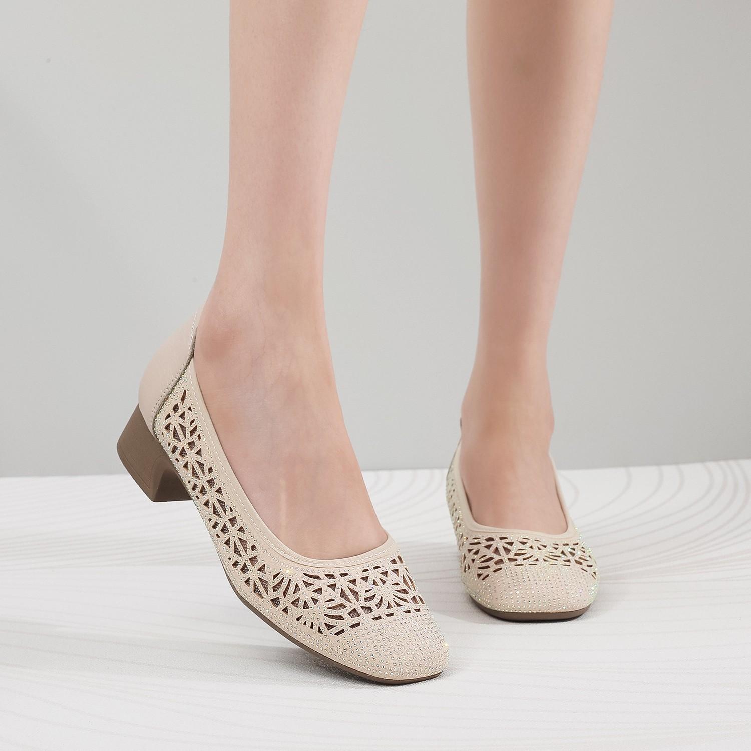 

Summer leather fashion shallow mouth women s single shoes thick heel rhinestone gauze breathable small square head breathable mother shoes 40