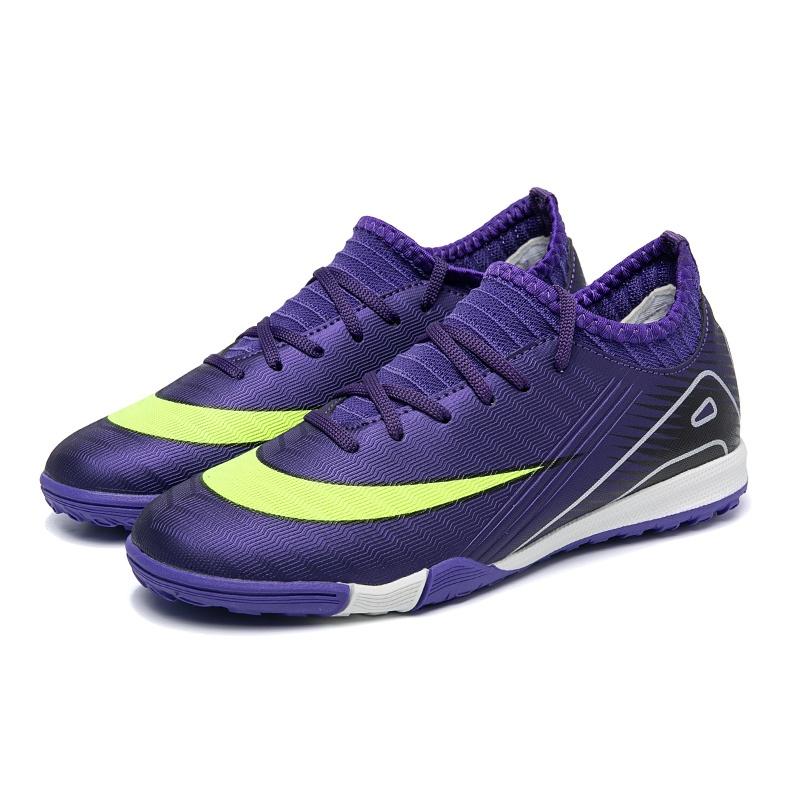 New Kid Professional Football Boots TF Match Boys Comfortable Sneakers Non-Slip Soccer Shoes Match Sports Shoes Unisex
