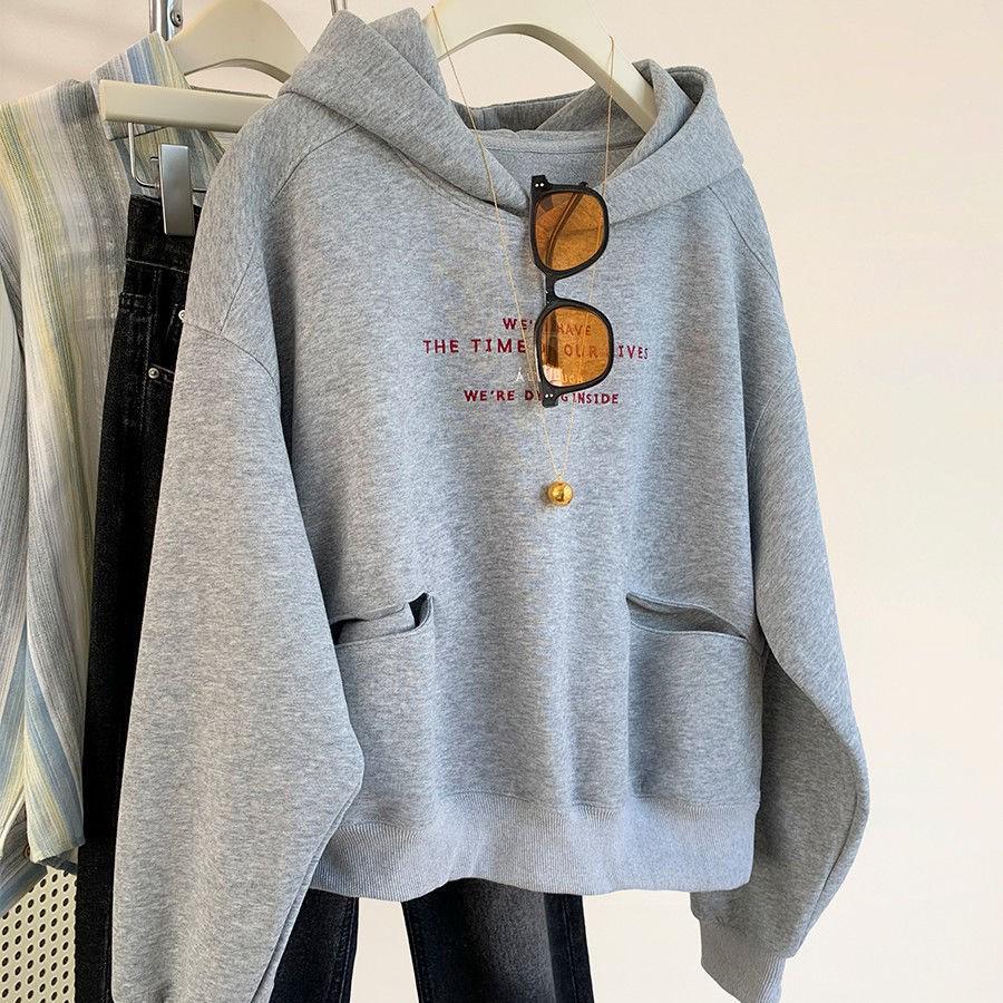 

Женское серое худи с эффектом потертости - Осень/Зима 2025, корейский стиль, свободный крой L (for 115-130 pounds) серый