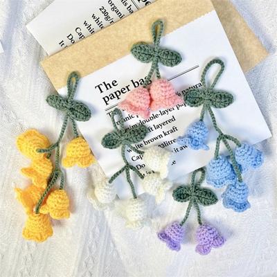 2 stk Flores Convallariae anheng Strikket Kontrastfarge Mykt stoff DIY-materiale