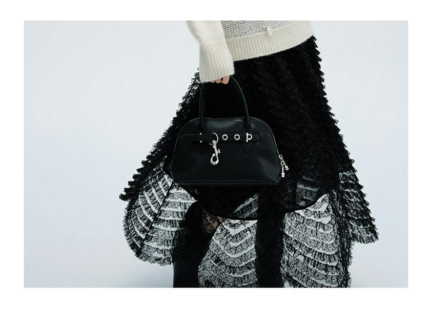 Elegant Women's French Mesh Layered Lace Skirt - New Spring Arrival, Mid-length with Wide Hem and Slimming Fluffy Design