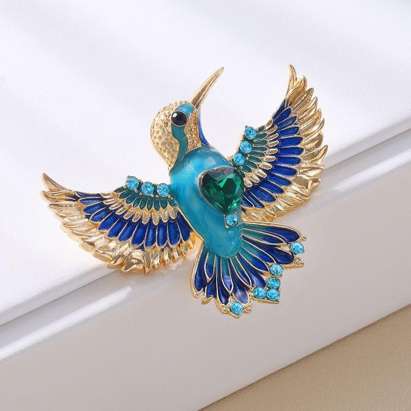 European and American Fashion Personalized Blue Hummingbird Brooch High-End Luxury Elegant Animal Pin Suit Jacket Accessory Corsage