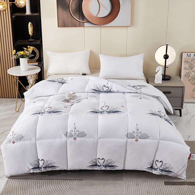 BGM-B2328 Classic Double Goose Print Quilt