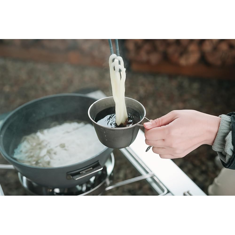 Snow Peak E-314R Deep Titanium Sierra Cup with Lid Lightweight Stainless Steel Measuring Cup for BBQ Camping Outdoor