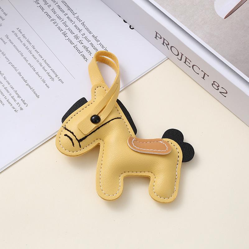 Cartoon Pu Leather Brown Pony Charms Keychain Pendant Women Keyring Cute Animal Bag Hanging Ornament Accessories Decoration Gift