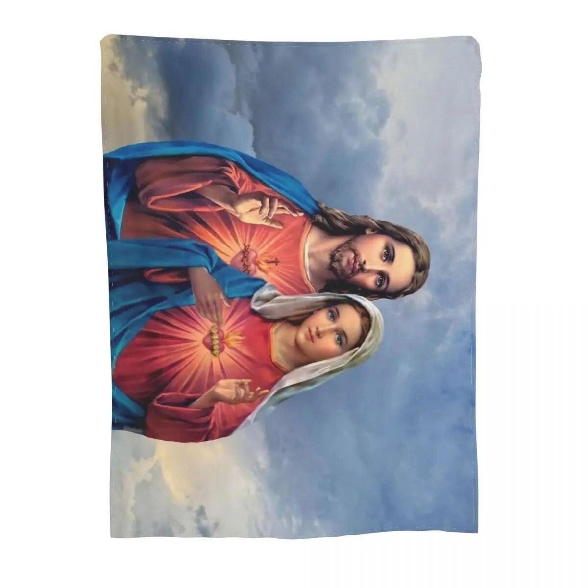 

Серця-близнюки дуже близько разом. Я покриваю Ісуса та Діву Марію. Фланелева ковдра. Прикраса домашнього дивану. М’яке тепле покривало. 75x100cm