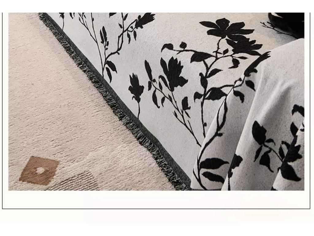 Mid-Century Chenille Sofa Throw: All-Season, Anti-Scratch Sofa Cover Protector