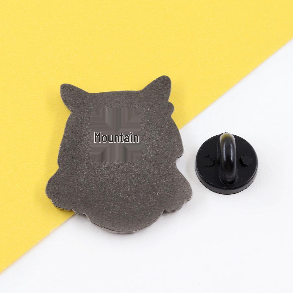 Creative Cartoon Game Character Brooch - Anime Badge for Backpack & Clothing - Stylish Gift for Friends