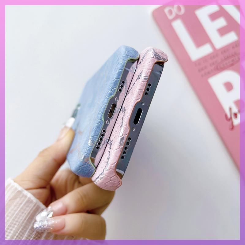 The Silver Ring Python Pattern Is Suitable for The IPhone 13 Case, 14promax Half-pack, IPhone12, and Is Shockproof for 11 Women