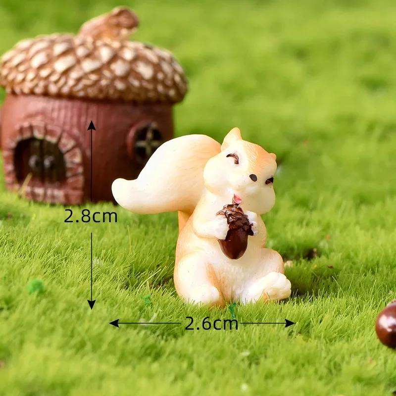 Cute Squirrel Pinecone House Maple Leaf Micro Landscape Garden Decoration Resin Craft Ornaments Livingroom Desk Decoration