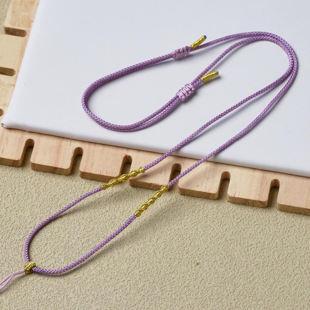 Collar con Cordón Ajustable Colgante Tejido a Mano de Jadeíta Dorada