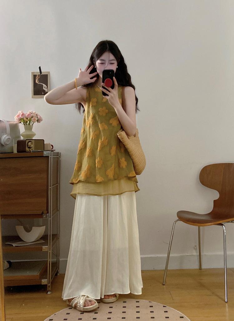 2026 Summer Maternity Set: French Embroidery Sleeveless Top + Skirt Two-Piece M
