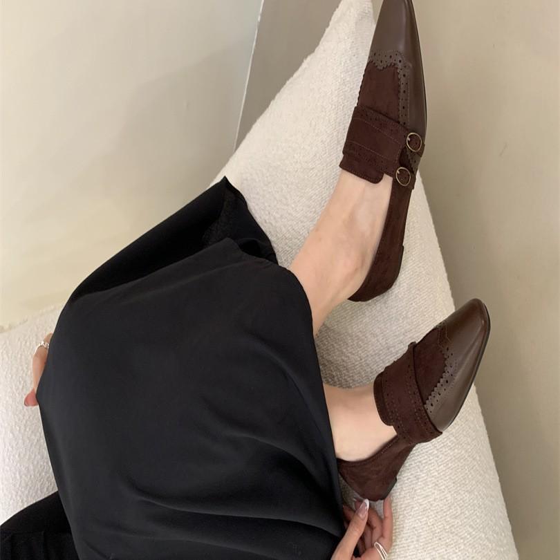 British design sense hollow carved sheepskin loafers 2025 autumn small square head inner height increase low heel leather single shoes women