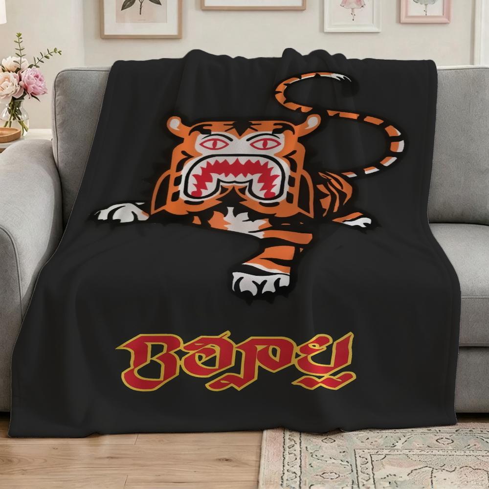 Streetwear Pop Art Collage Blanket Blanket Suitable For All Seasons Nap Blanket Machine Washable Digital Printing