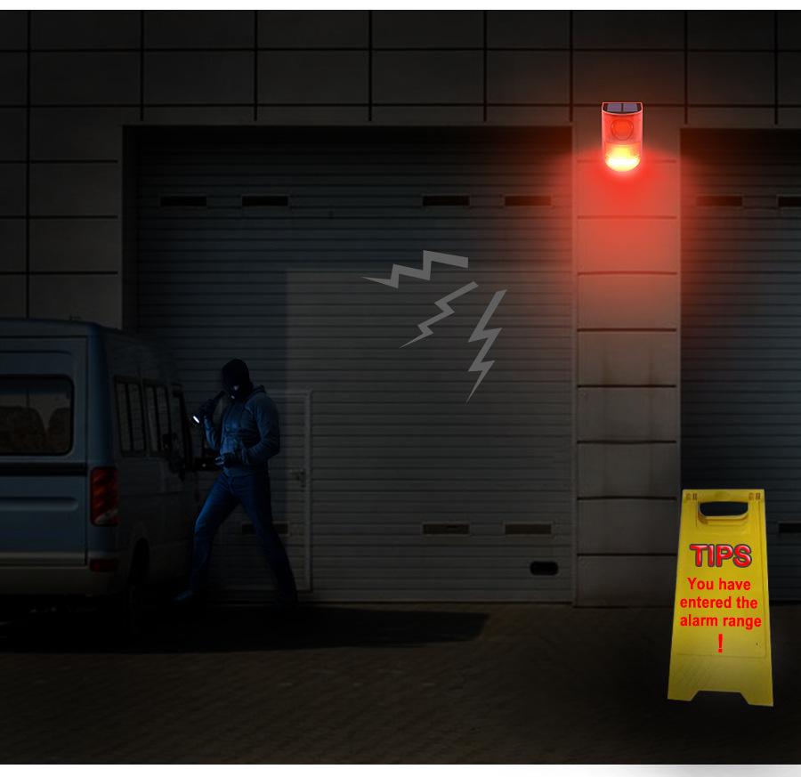 Lumină de alarmă solară cu senzor de mișcare umană pentru securitatea fermei