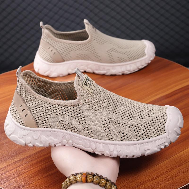 Shoes men's shoes summer new breathable and lightweight mesh shoes one-pedal lazy shoes shallow mouth men's casual single shoes