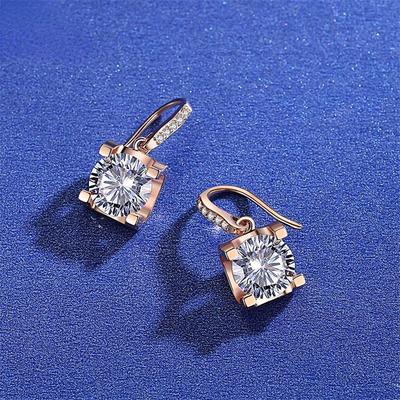 Tvar býčí hlavy 0,5 -2ct Moissanite Diamonds S925 Sterling Silver Třpytivé náušnice z růžového zlata Dámské šperky