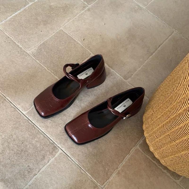 2026 Women Mary Jane Shoes Autumn Soft Leather Eelgant Dress Shoes New Ladies Casual Retro Square Toe Fashion Women's Shoes