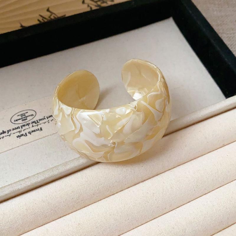 Colorful Acetate Open Bangle: Exaggerated Light Luxury Bracelet for Women