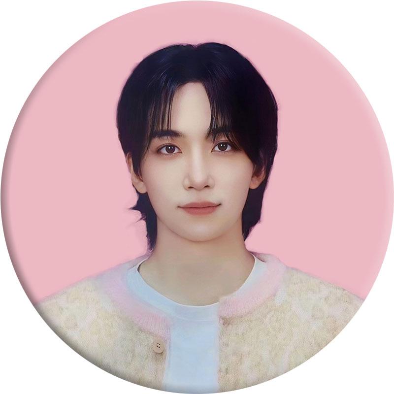 Krabi Island Tinplate Mirror Keychain with Badge Pendant - Choi Seungcheol & Xu Minghao Merchandise Badge