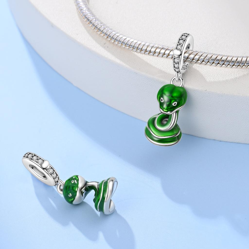 Original Charms Copper Small Green Snake Pendant Beads Fit Bracelet Women Jewelry Making Diy Gift