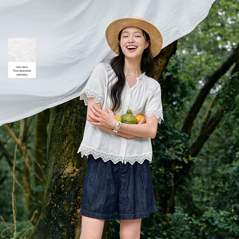 INMAN Women s Embroidered Lace V-Neck Short Sleeve Blouse L