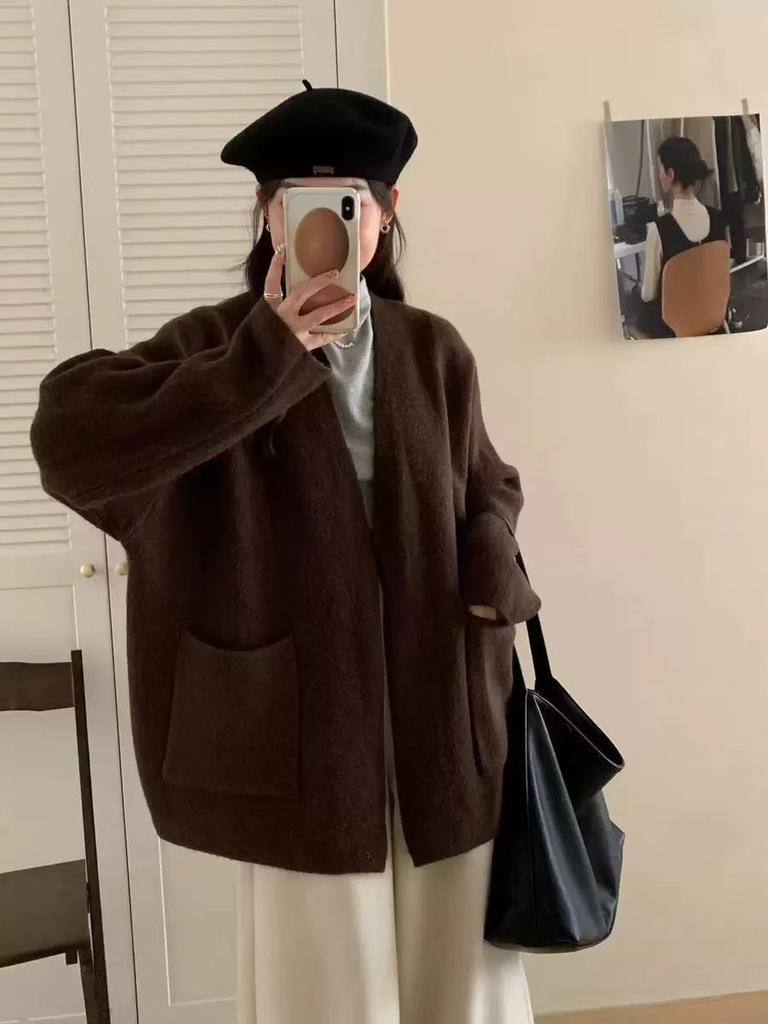 Korean version loose lazy wind knitted cardigan for women's autumn and winter thickened sweater jacket soft waxy warm thick