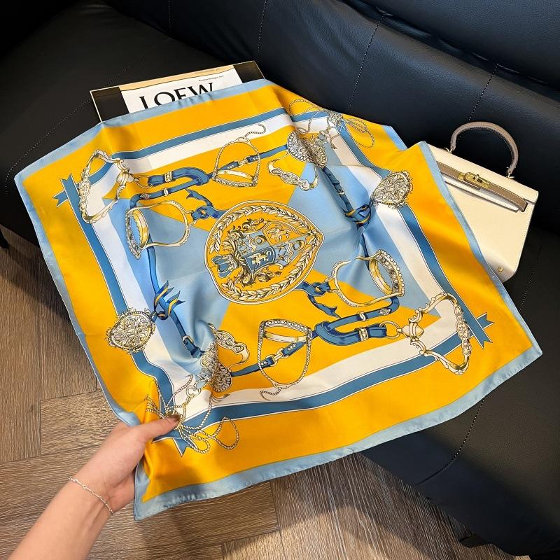 New silk scarf women's fashion versatile high-end small square scarf Korean version neck protection scarf spring and autumn retro scarf binding bag