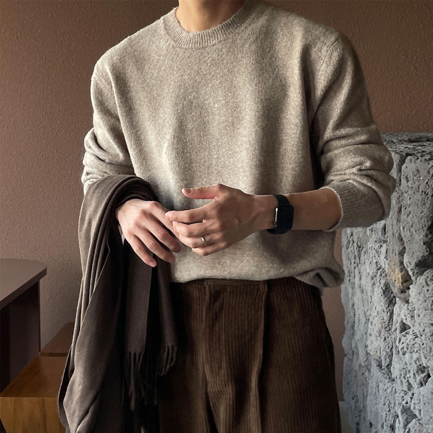 

Men s Korean-Style Round Neck Sweater: High-End, Thick Knit, Casual Loose Fit for Autumn/Winter. Medium хакі