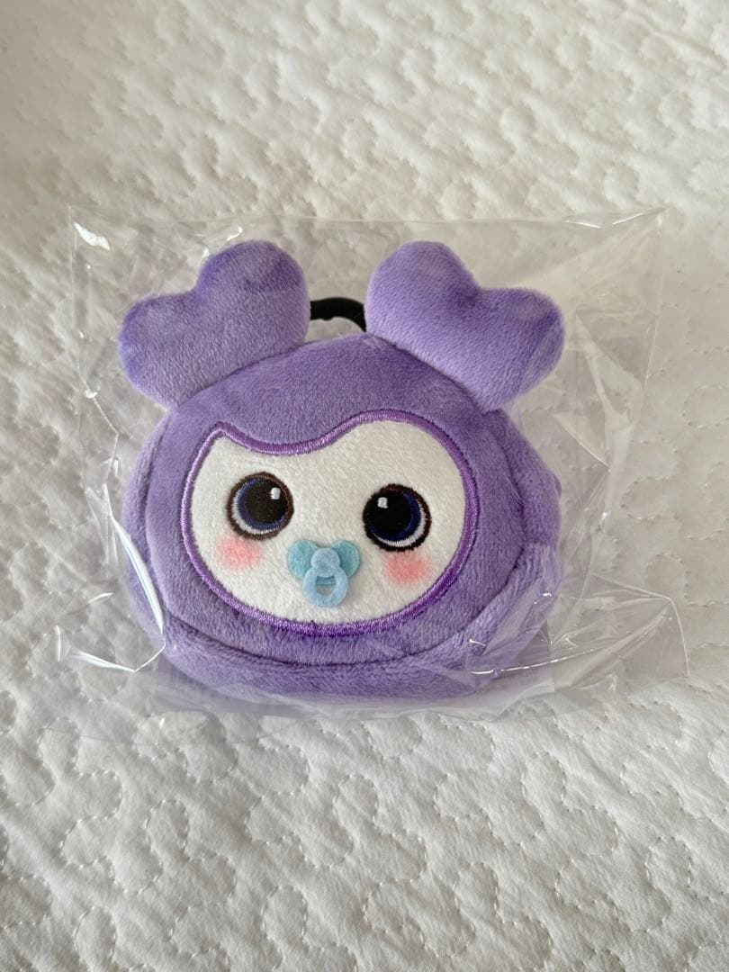 

[USED] TWICE Sana earphone pouch