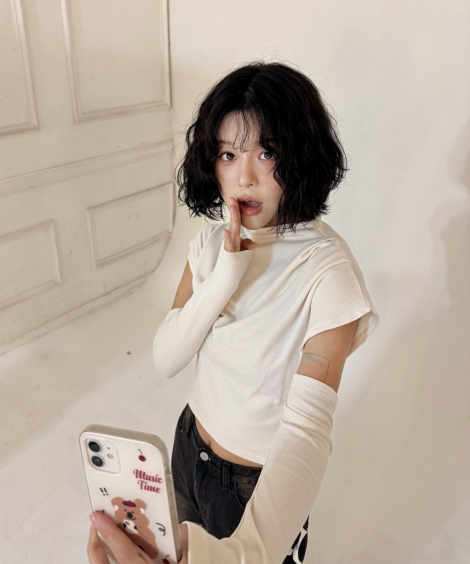Kathrin Half-Neck Cutout T-Shirt (Ivory) Ivory