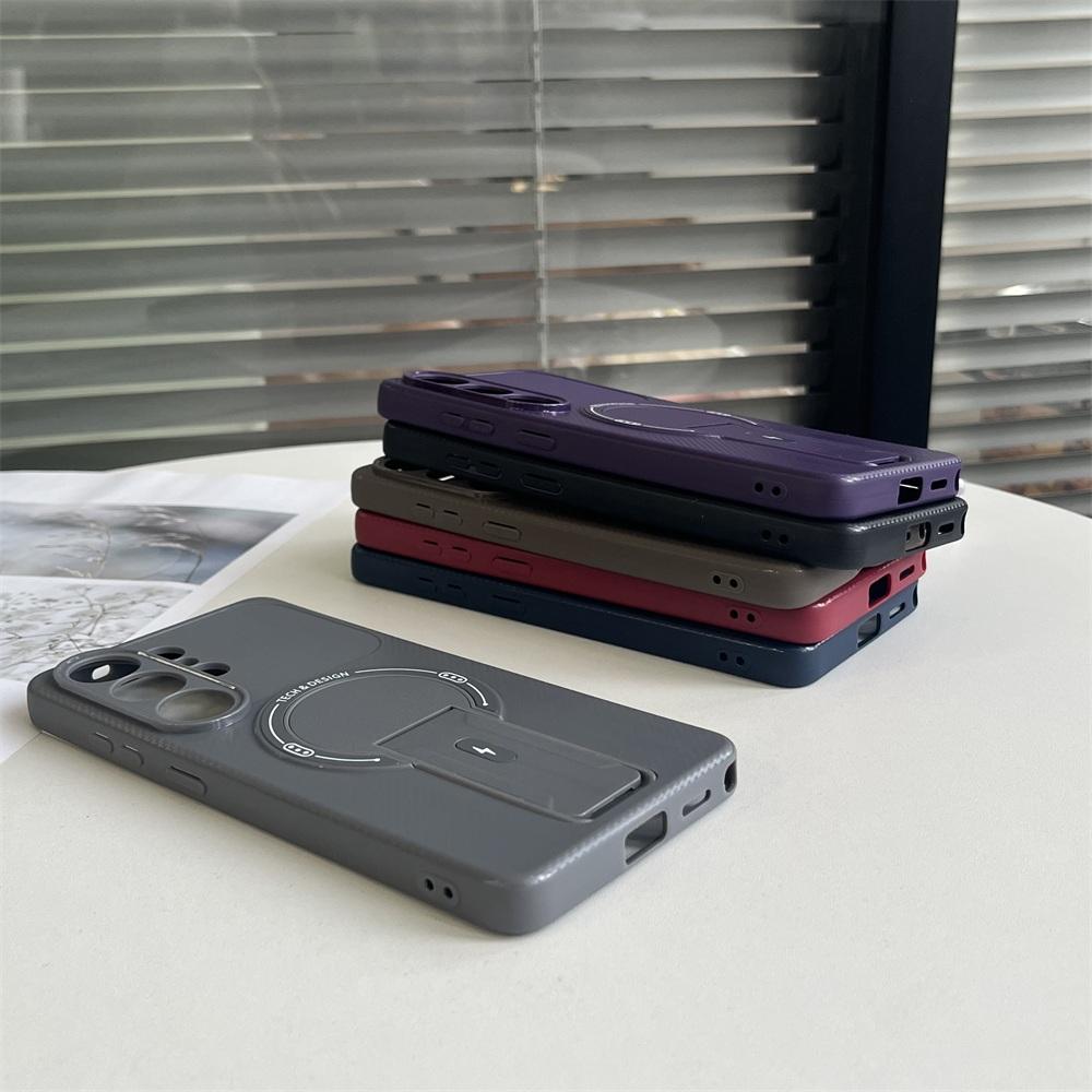 Silicone Magnetic Case for Samsung Galaxy S26 Ultra Plus S26Ultra S26+ 5G Carbon Fiber Texture Fold Kickstand Back Cover Housing