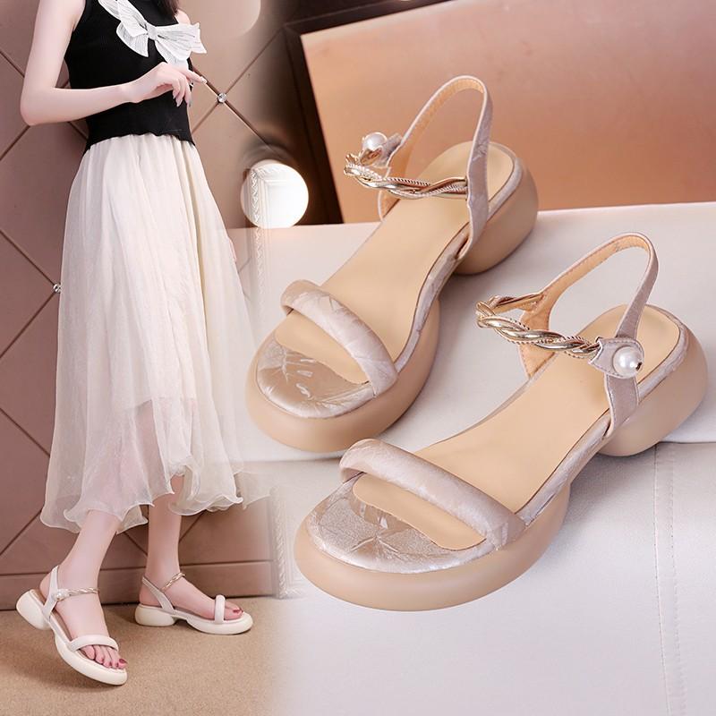 2025 new Chinese style national style summer new versatile simple casual thick sole with skirt open-toed sandals women