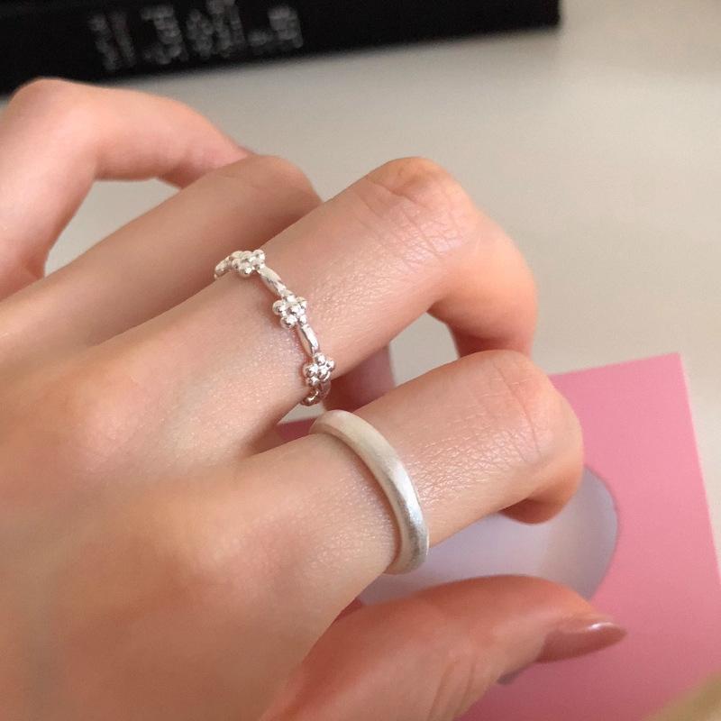 And Unique Elegant Korean Style Floral Ring With Adjustable Design For Summer 2024