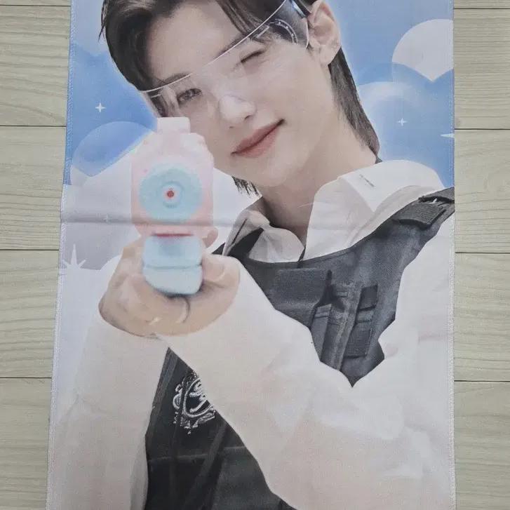 

Straykids Straykids Феликс Костюм Дракона Светоотражающий Слоган