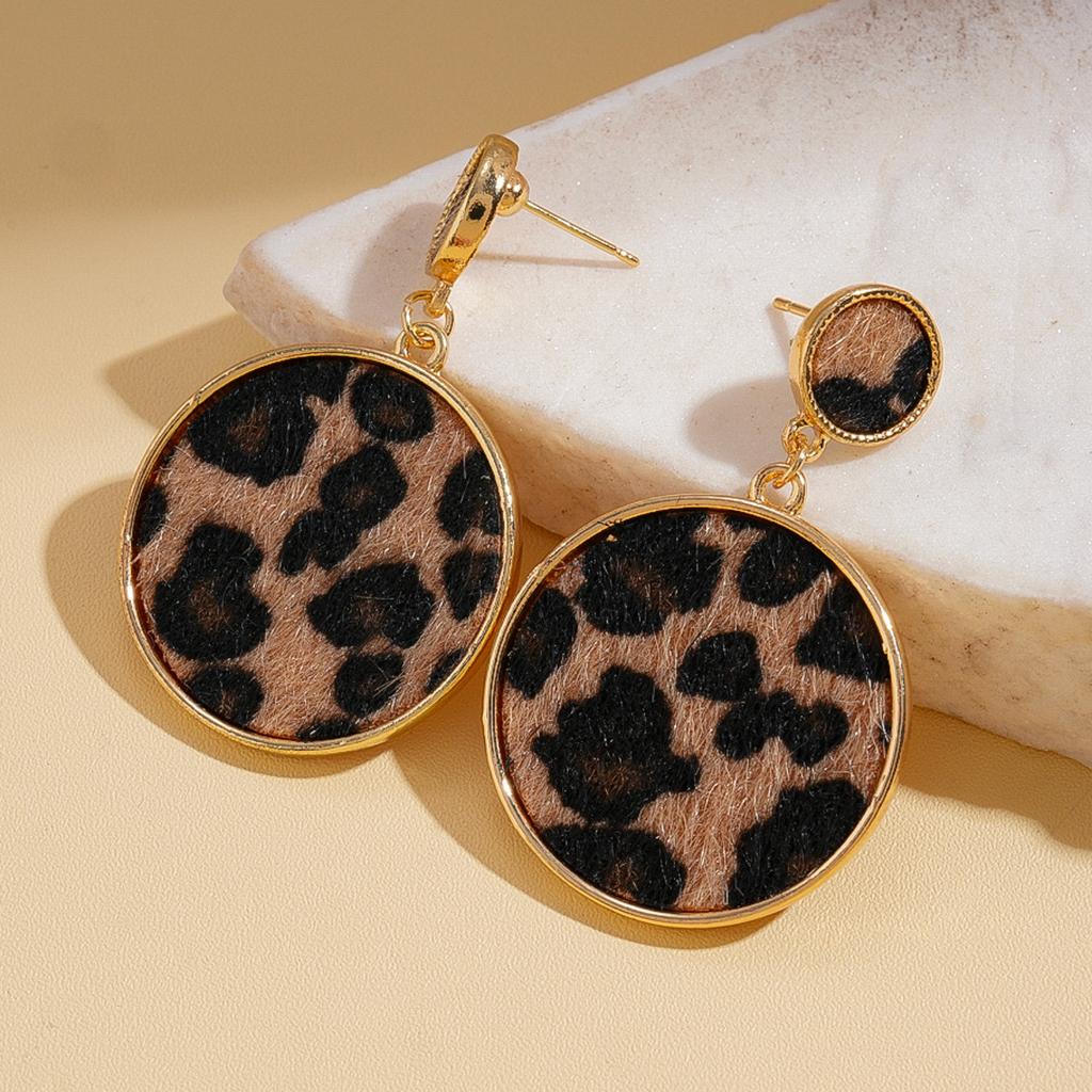European and American autumn and winter retro geometric round flower leopard print silver needle earrings Maillard niche earrings