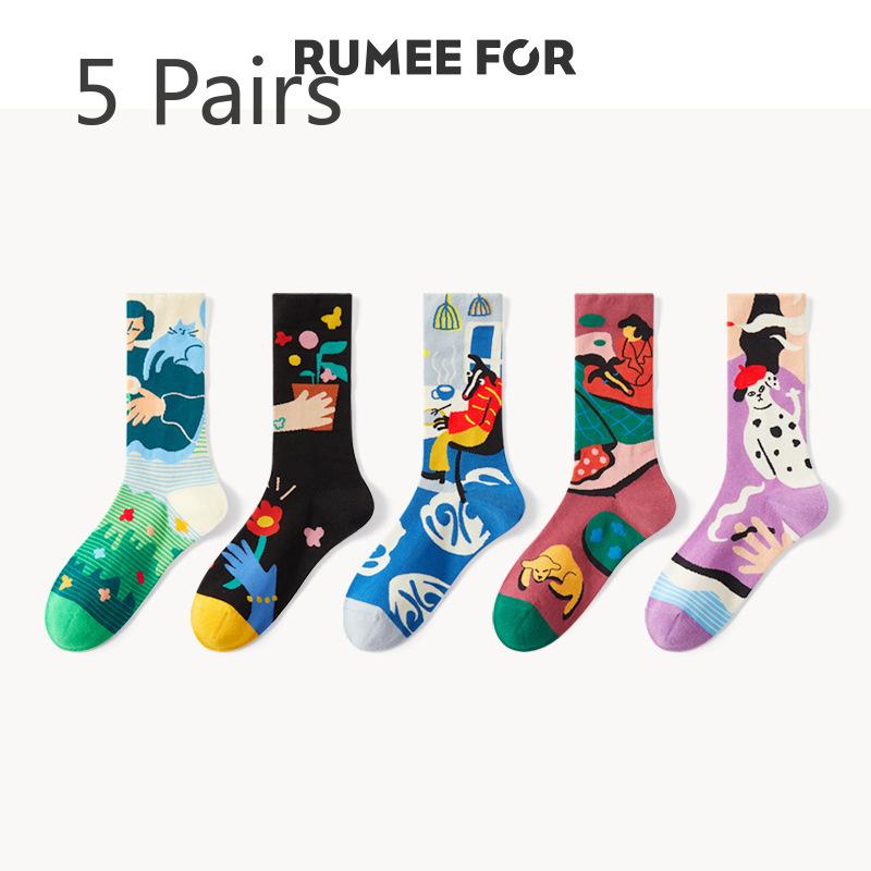 5 Pairs of Women Retro Personality Skateboards Wearing Mid Tube Socks