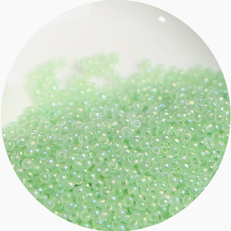 2mm Irisierende Glas-Samenperlen: Cremige Wolke für DIY Schmuck & Armbänder