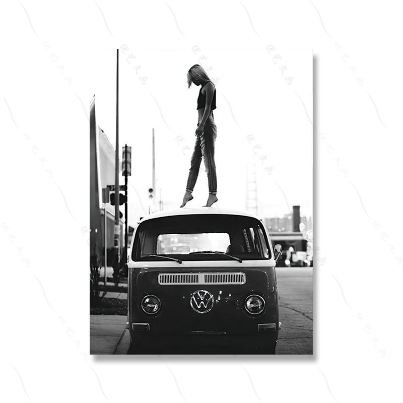 Classic Race Car Fashion Girl Paris Black White Wall Art Canvas Painting Nordic Poster Print Wall Picture Living Room Home Decor