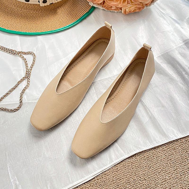 Soft Sole 2025 New Cowhide Comfortable and Breathable Low Heel Square Head Shallow Mouth Single Shoes Women's Flat Bottom Non-grinding Feet Grandma