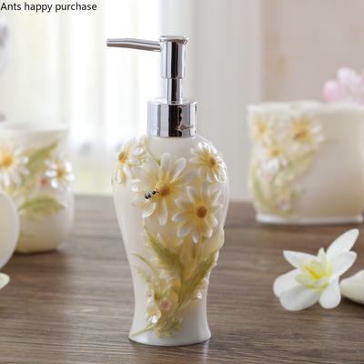 Ensemble d'accessoires de salle de bain en céramique ensemble de salle de bain 5 pièces Fleur d'abeille Articles de toilette Couple Gobelets pour gargarisme Bouteille à lotion Porte-brosse à dents