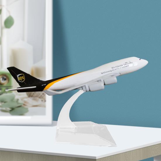 16CM 1:400 B747 Airplane Model Toy with Plastic Stable Base Realistic Alloy Die-cast Aircraft Ornament Kids Boys Plane Enthusiasts Collectible Gift